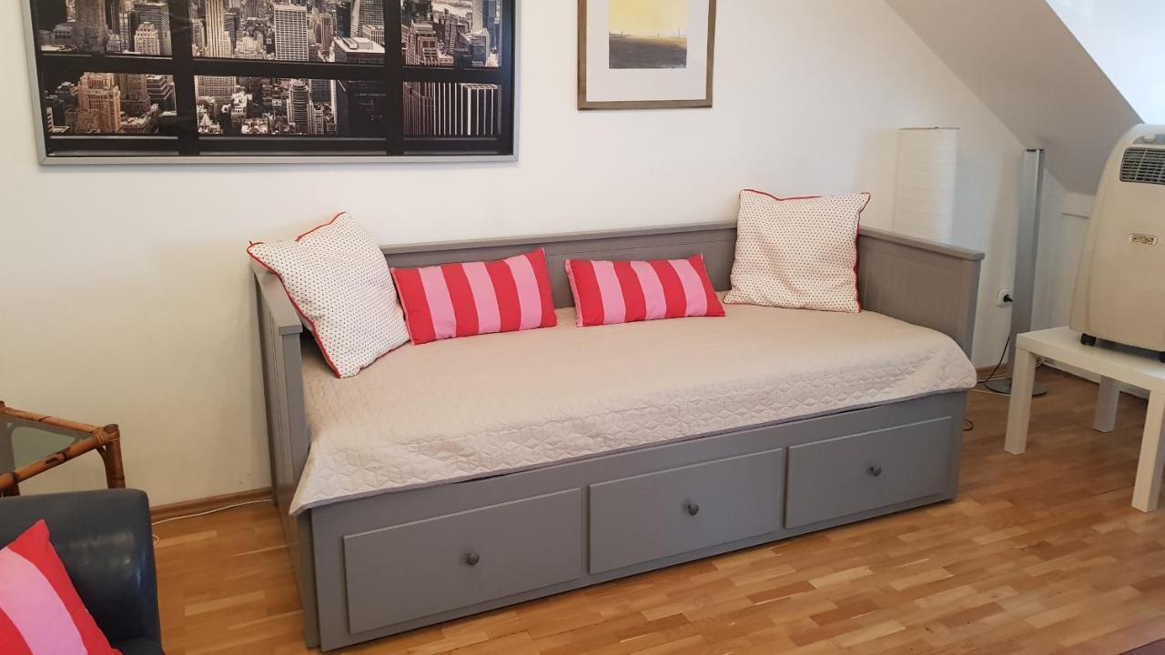 Luna City Apartman Lägenhet Sopron Exteriör bild