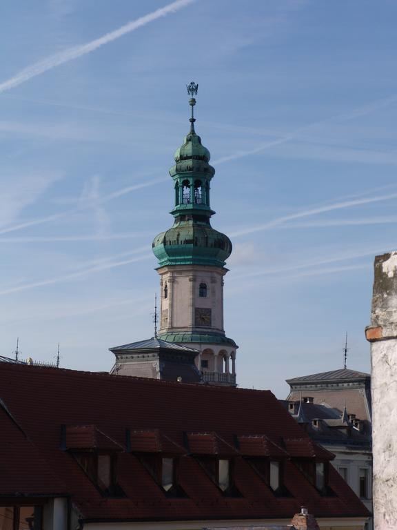 Luna City Apartman Lägenhet Sopron Exteriör bild