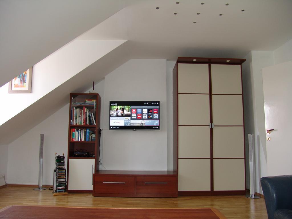 Luna City Apartman Lägenhet Sopron Exteriör bild